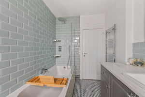 Bathroom- click for photo gallery